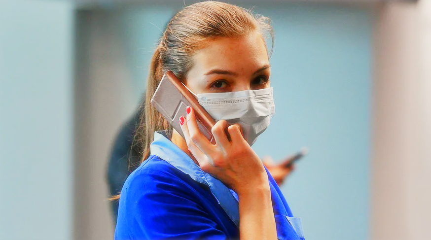 На сколько больше мы стали звонить по мобильному телефону с началом карантина и самоизоляции?