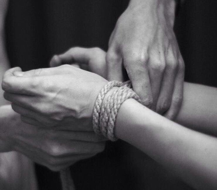 Источник фото: https://cdn.lifedaily.com/wp-content/uploads/2017/07/04-katie-widdowson-story.jpg