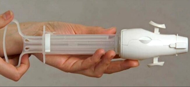 Шприц для вакуумной чистки матки после родов