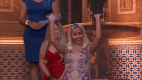 Гиф взяты из сервиса GIPHY