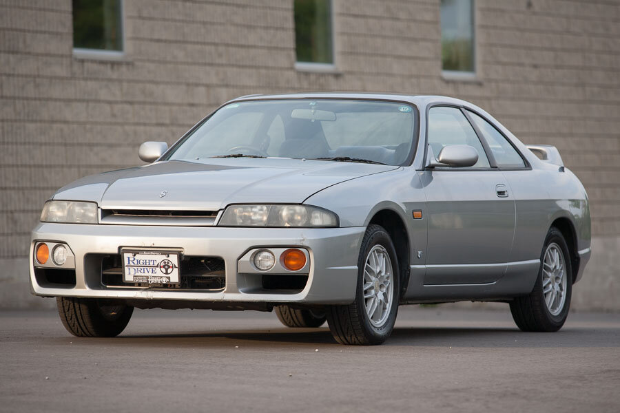 Nissan Skyline R33