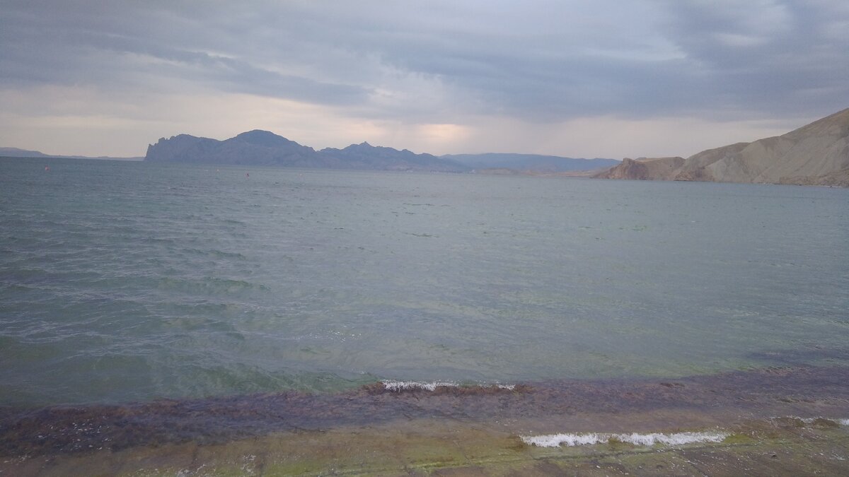 Моя фотография. Орджо. Вид на Карадаг.