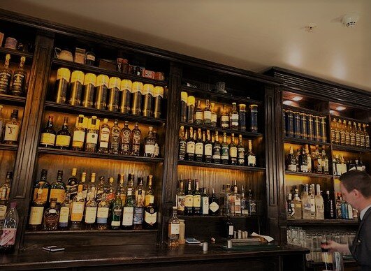 Бар в Ирландии