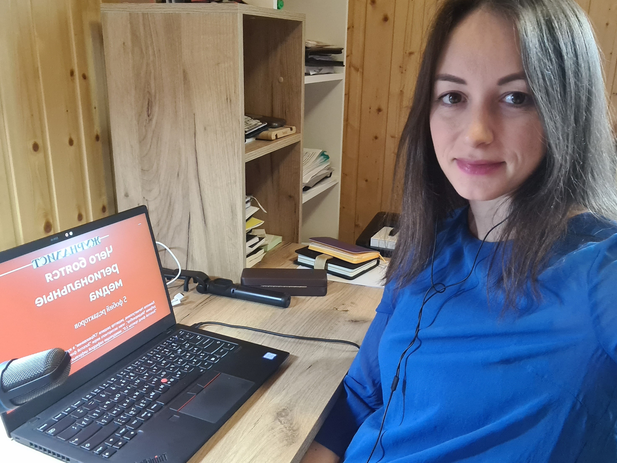 рабтонику цифрового завода много не надо - электричество и WiFi