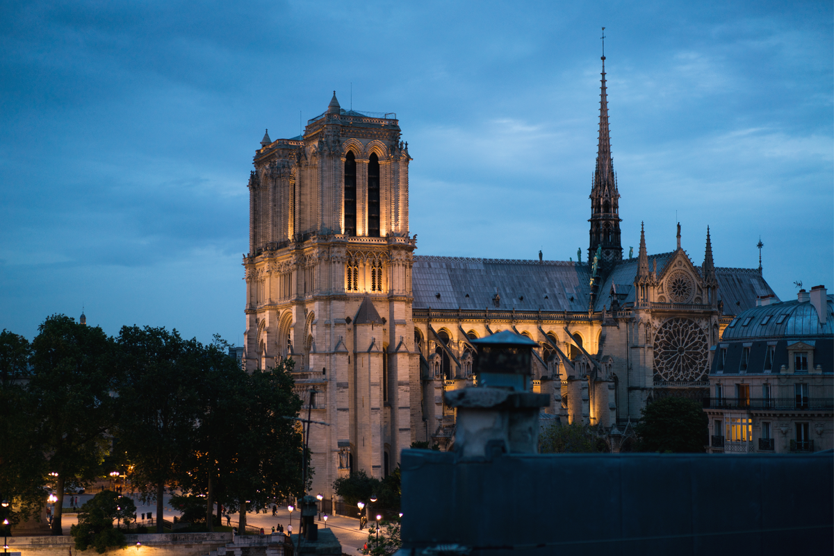 Canva Photos, Notre Dame de Paris