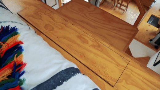 Можно установить такой и прятать от семьи))