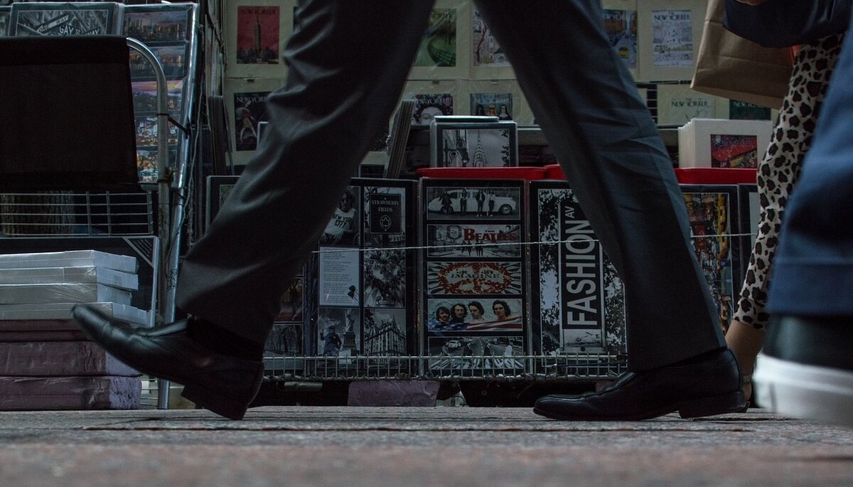 Уверенная походка придаст уверенности в характере