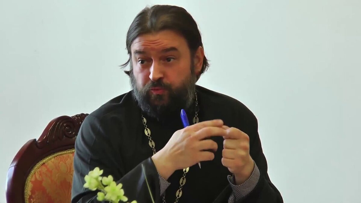 Андрей Ткачёв — протоиерей, писатель, телеведущий, блогер, проповедник, миссионер.