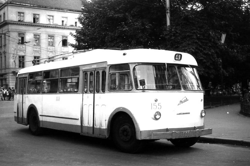 "Киев"-4 на ул. Адама Мицкевича, 1971 год, источник https://lviv.vgorode.ua/