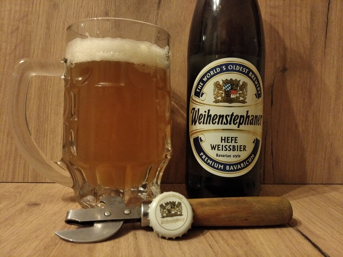 Пена довольно низкая, ожидал пышнее