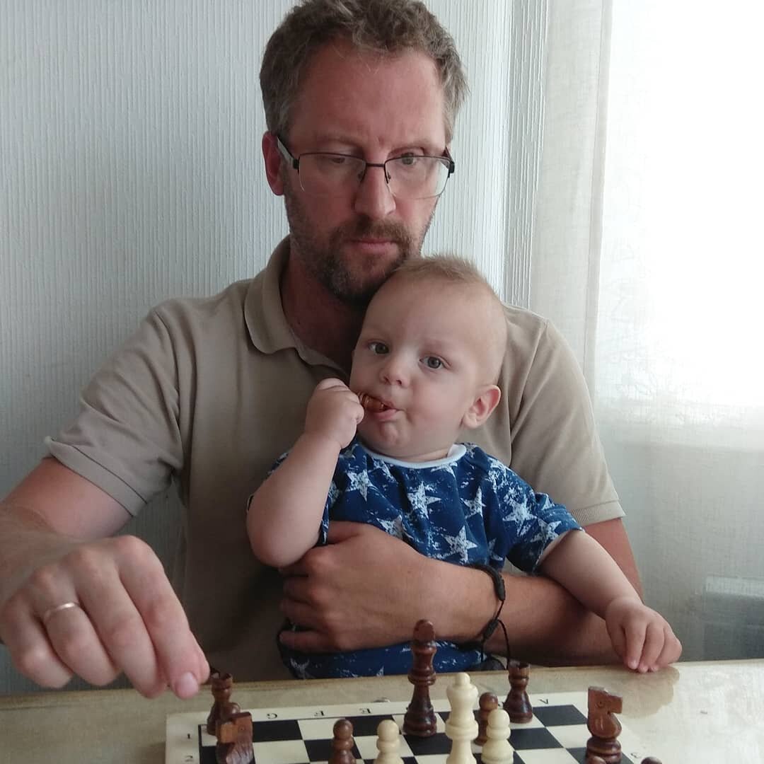 1 8 папа 1 8 папа. Клемма плоская (vм папа 1. Переходник jic 1. Сказка папа мама бабушка 8 детей и грузовик. 25.