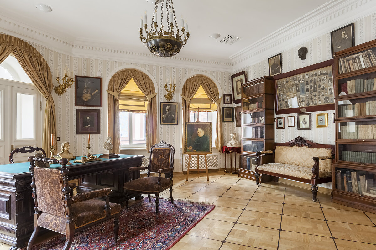 Интерьеры мемориальной квартиры А.И. Сумбатова-Южина