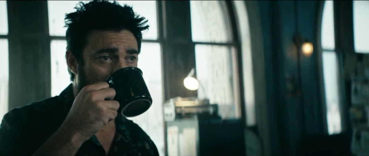 вот примерно с такой миной, попивая чаёк, я эти три серии и смотрел