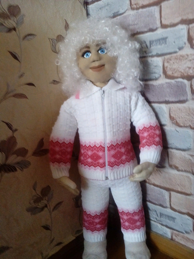 Подарок для внучки подруги.