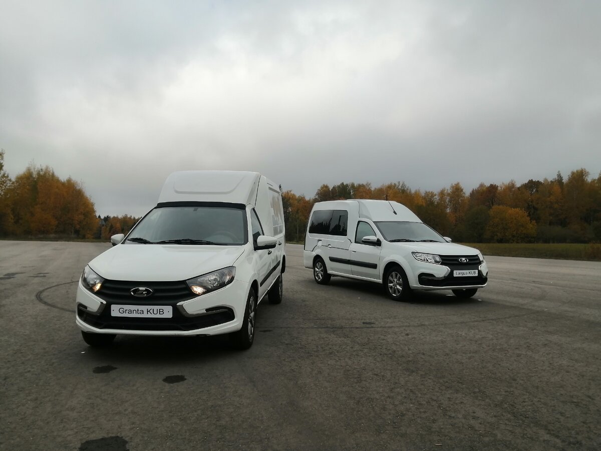     Без эстетики и инноваций: тест-драйв форсированного «каблука» LADA Granta KUB фото АвтоВзгляд