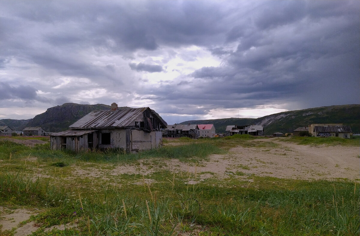 Вот так выглядит посёлок.