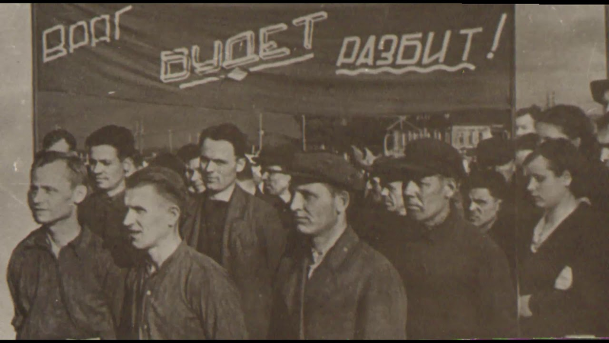 Добровольцы 1941 год. Добровольцы 1941. 22 Июня 1941 добровольцы. Мобилизация в начале Великой Отечественной войны 1941. Добровольцы на фронт 1941.