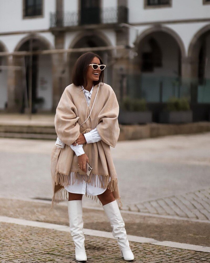 Актуальными оттенками осени 2022 будет лавандовый, розовый, зеленый, темно-красный и золотой.