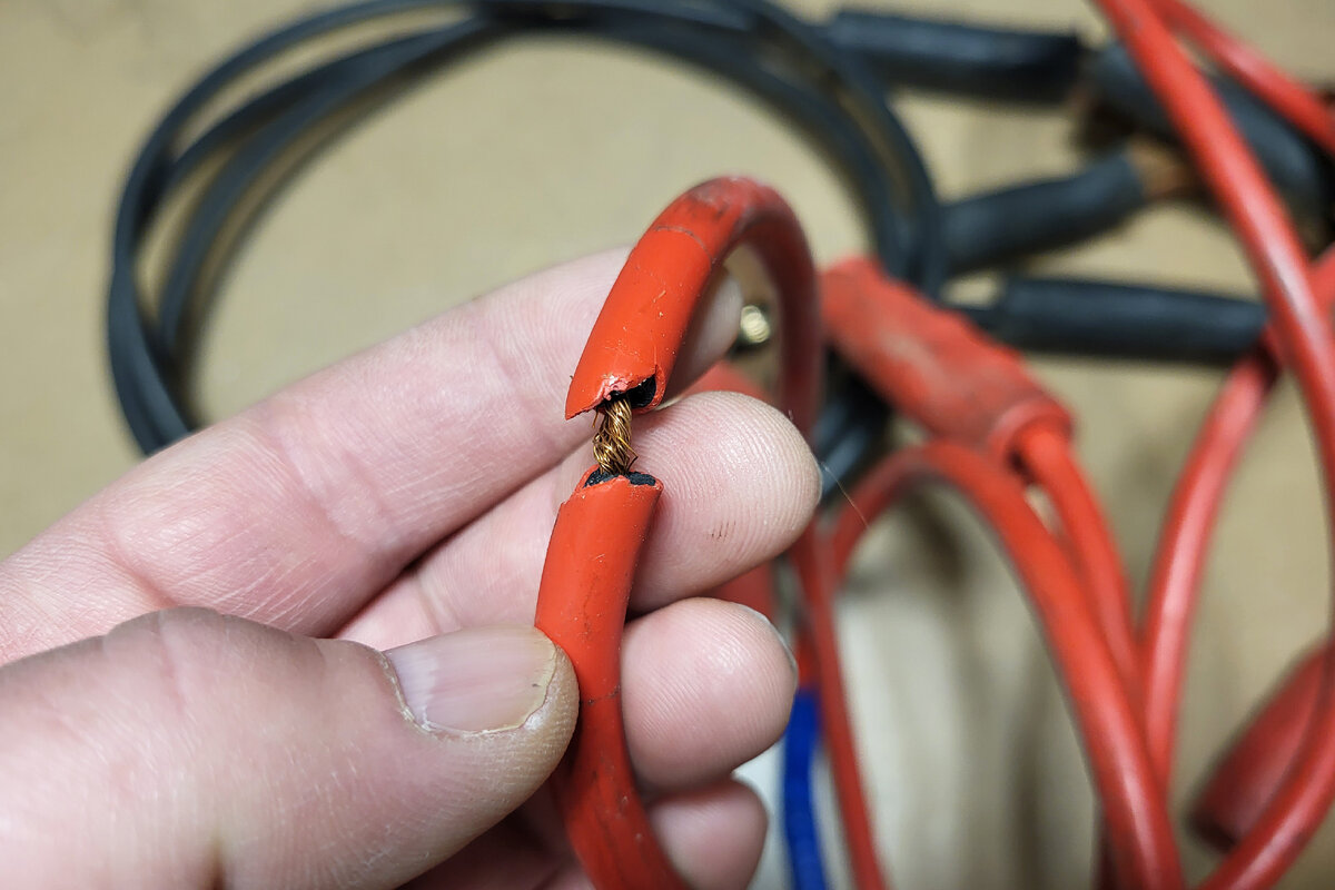 надлом силового провода