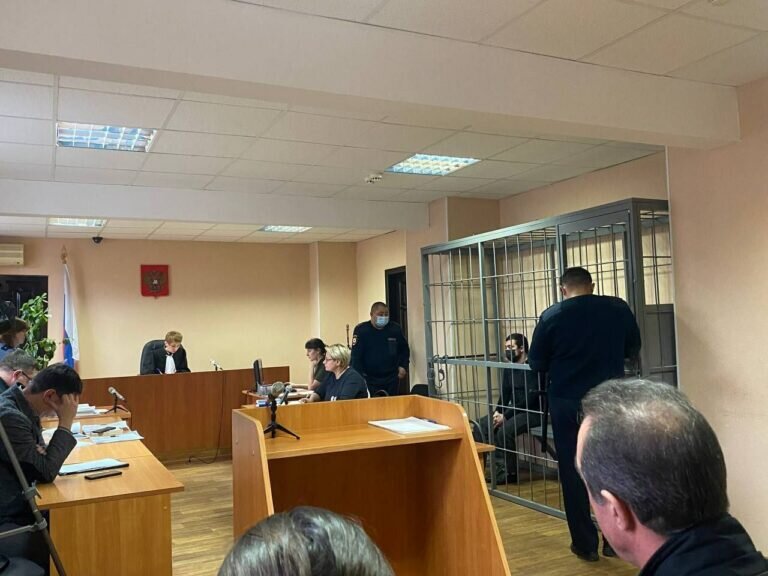    Житель Орска, сбивший на машине насмерть двух мужчин, получил 4 года колонии-поселения Андрей Севостьянов