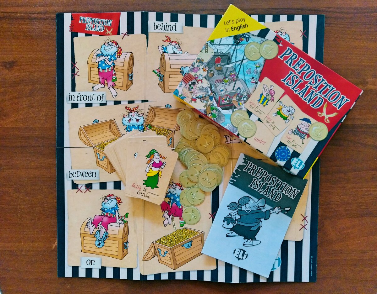 Поле компактно сворачивается в коробку