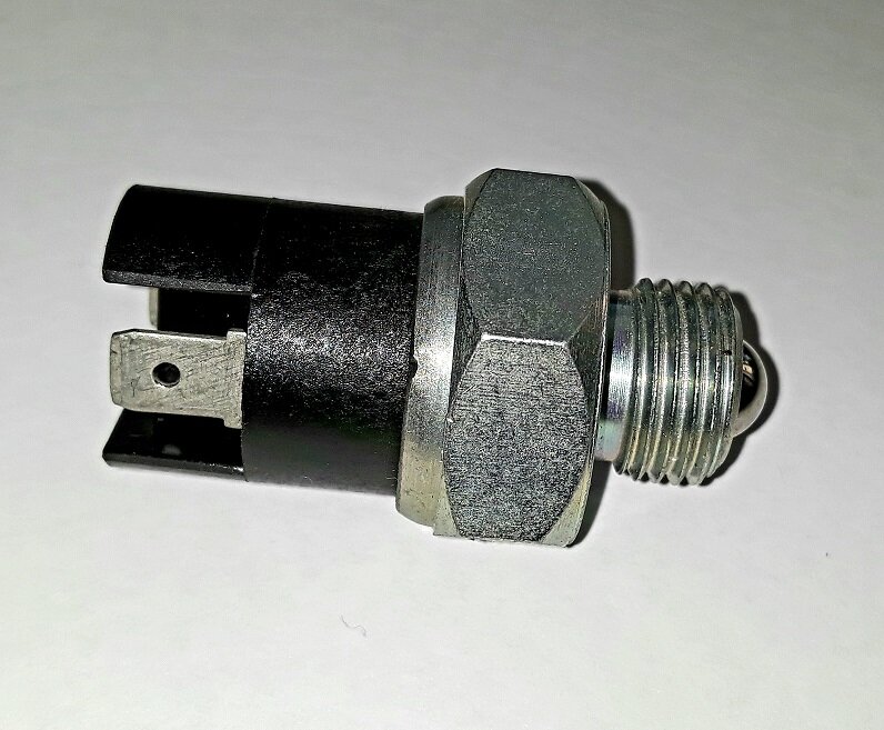 Датчик включения блокировки дифференциала и задней скорости на ВАЗ ...