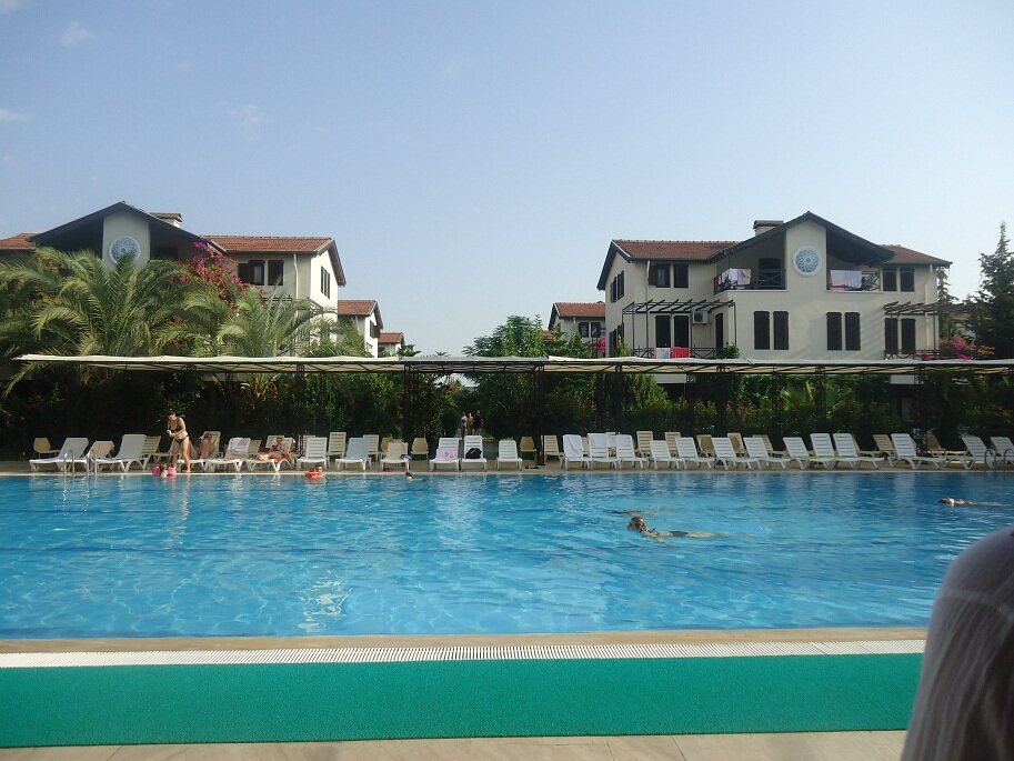 корпуса отеля. фото из личного архива