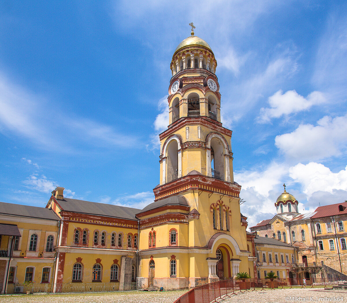 Новоафонский монастырь колокольня