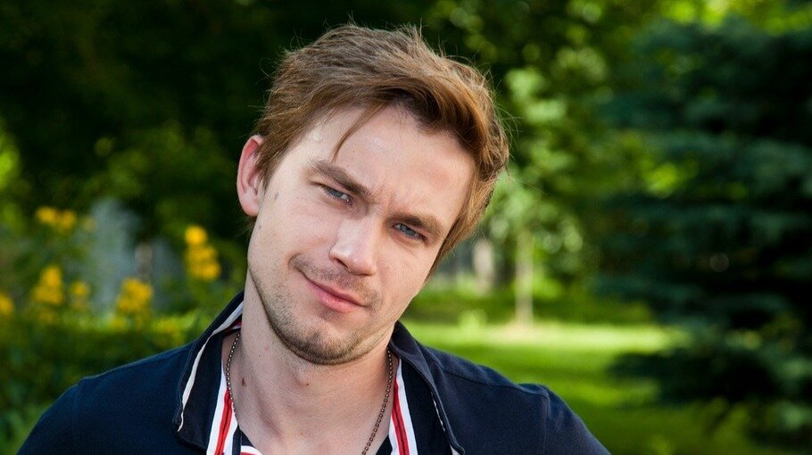 Петров Александр.