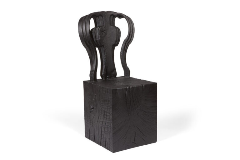 Фото с сайта https://www.themagazineantiques.com/