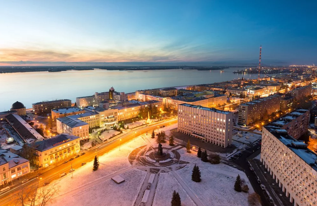 Архангельск, северный город, история которого ведётся с 1584 года. Фото с просторов инета.