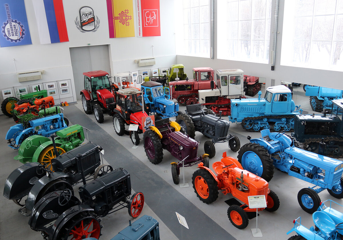 основной зал, где все экспонаты можно трогать