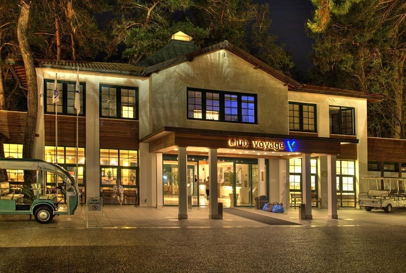 Ресепшен отеля