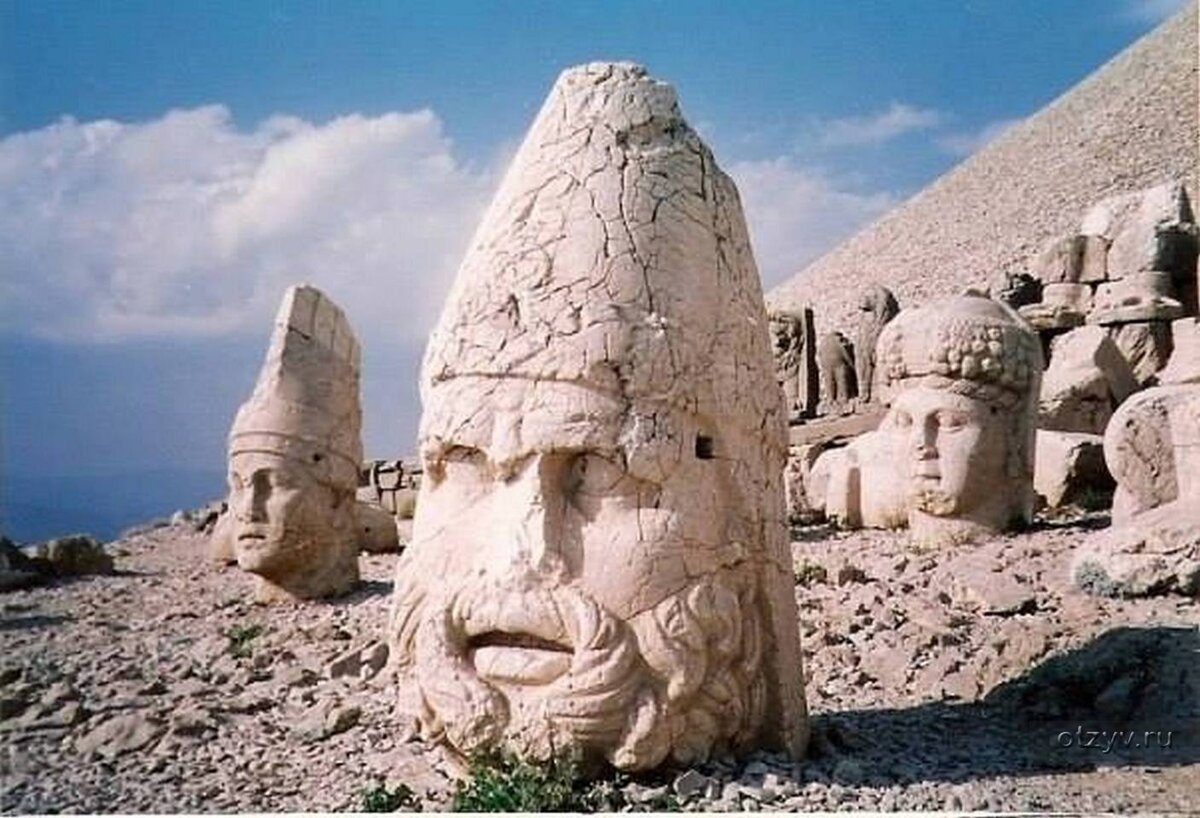 Гора богов Немрут-Даг. https://f.otzyv.ru