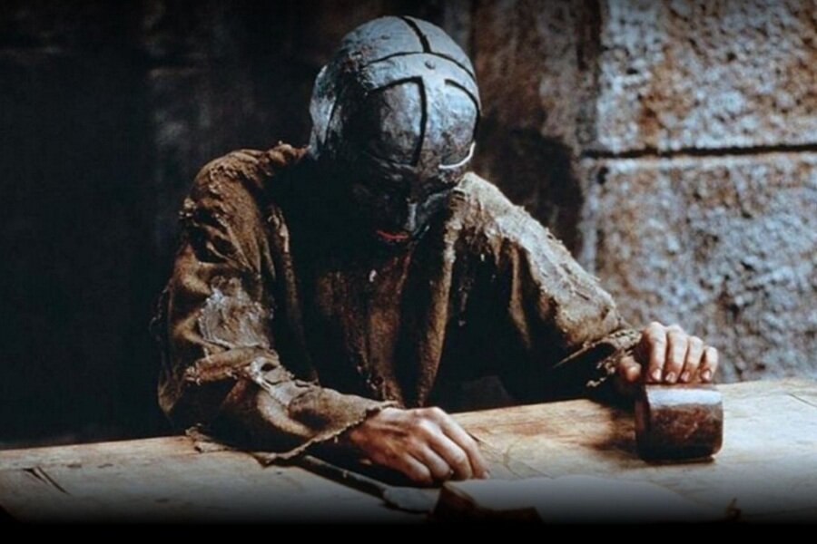 Кадр из фильма "Человек в железной маске". Источник изображения: kinopoisk.ru