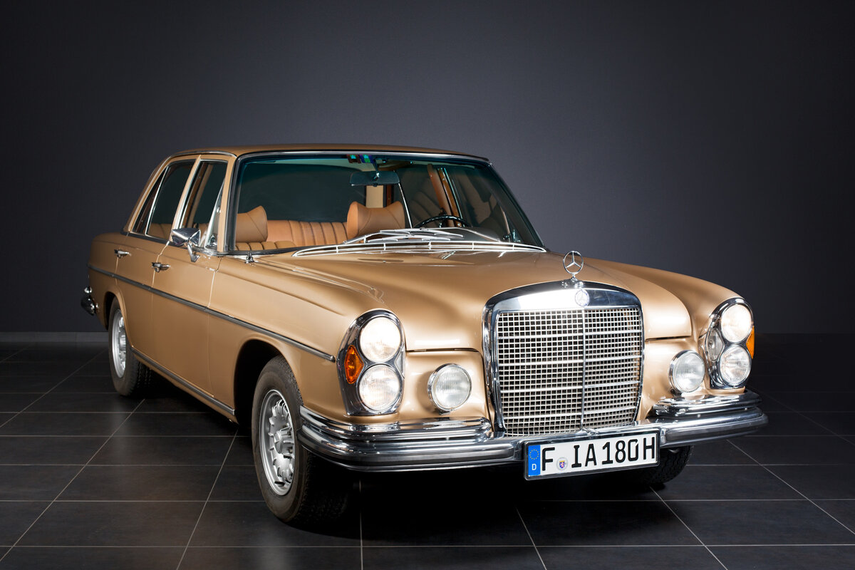 Mercedes-Benz 280se w108