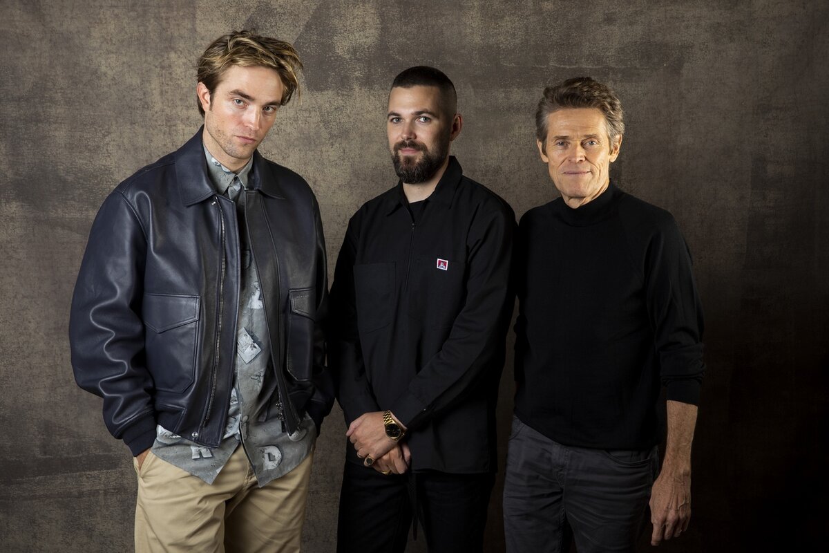 Роберт Паттинсон, Роберт Эггерс и Дэниэл Дэфо.   Photographed in the L.A. Times Photo Studio at the 2019 Toronto International Film Festival.(Jay L. Clendenin / Los Angeles Times) Источник фото: latimes.com