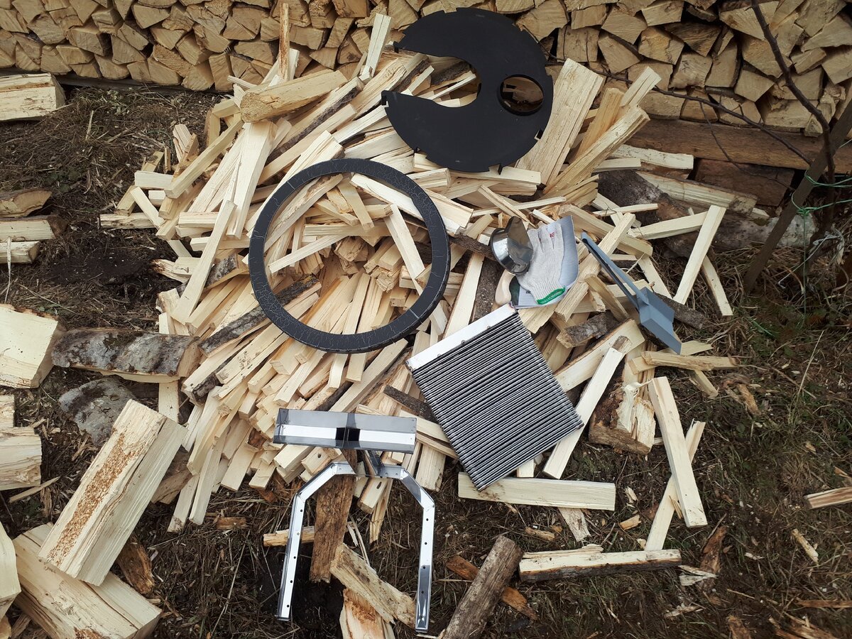 Мелочи из комплектации печи Уют-18 ПФ перед сборкой