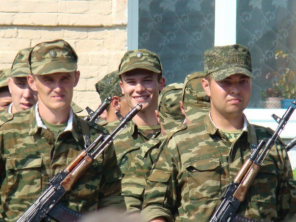 Макс в армии