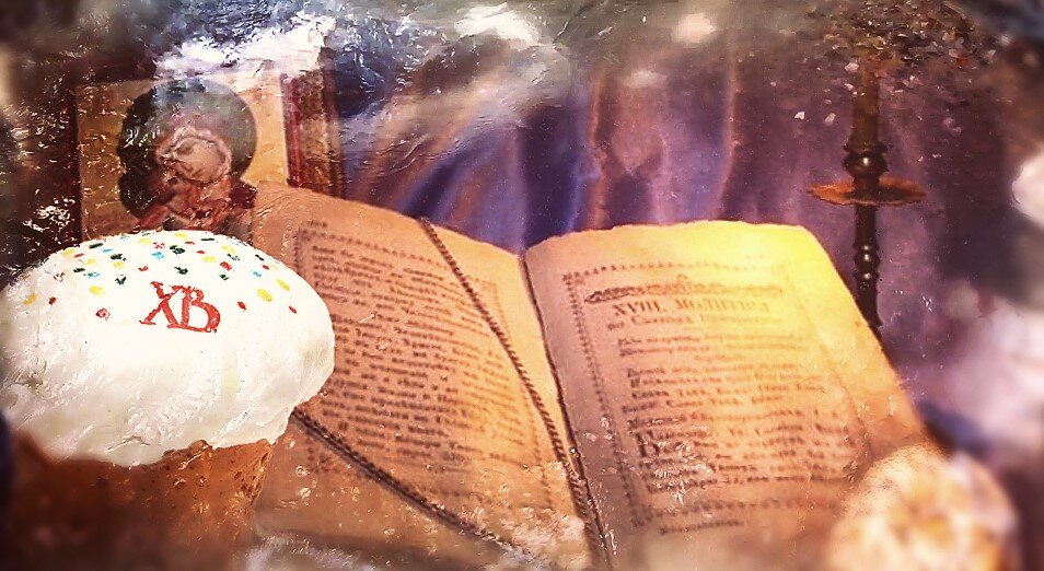 на пасху ходила. угощения на пасху. освящение куличей и яиц на пасху. пасха на кладбище. на пасху ходила.