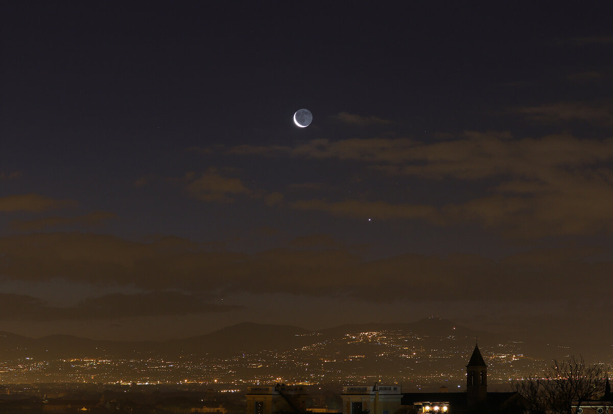 Венера и Луна где-то в Турции