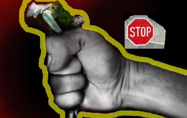  Да, это кажется абсолютным безумием, но большинство людей не могут в своем сознании по настоящему принять и осознать, что с ними происходит. Женщины боятся, их запугали. 