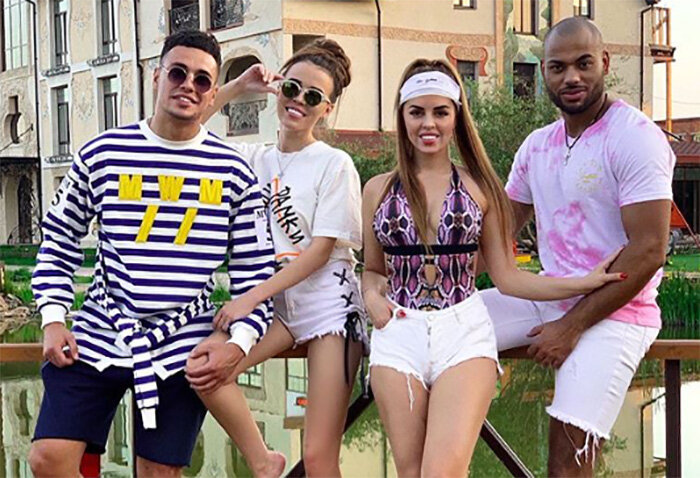 Даня Сахнов, Таня Строкова, Юля Ефременкова и Мондезир Свет-Амур