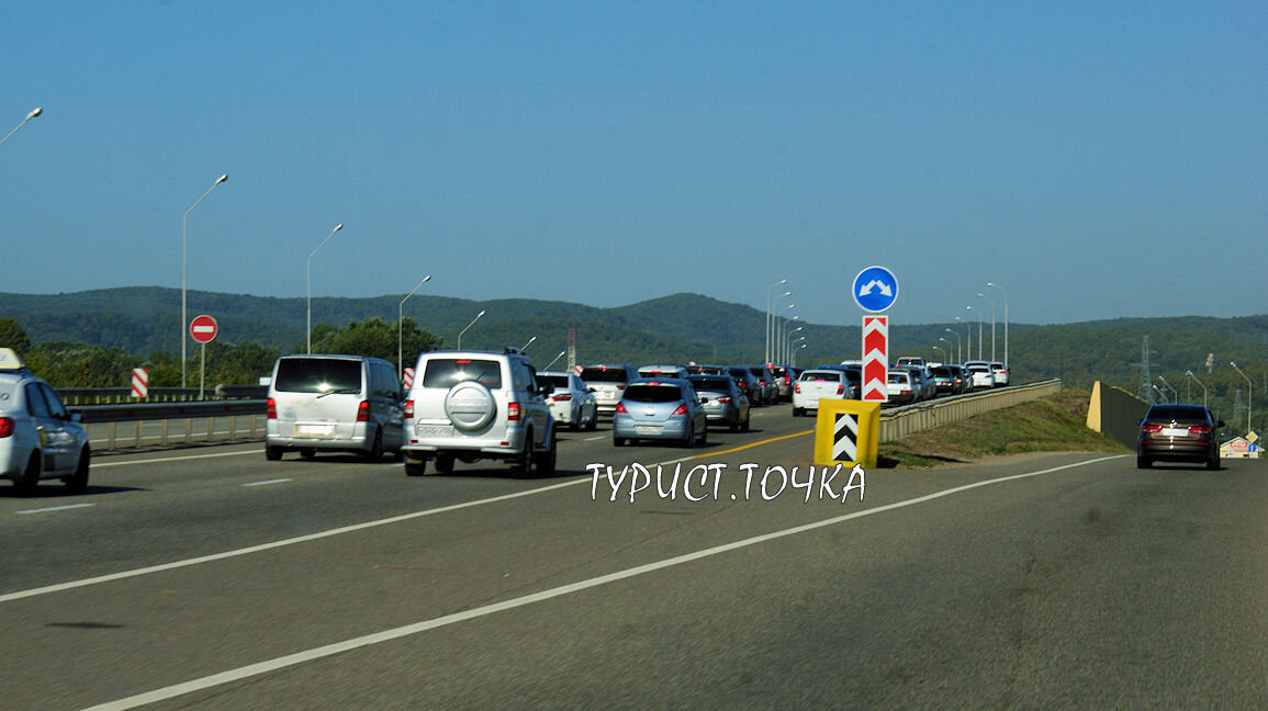 Пробка на трассе М4-Дон в Горячем Ключе