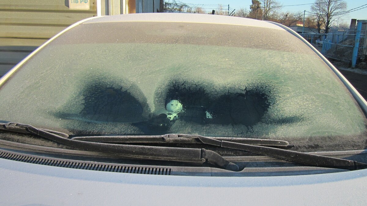Сосед удивился, когда увидел, что стекла в моей машине никогда не замерзают за ночь, рассказываю как я этого добиваюсь