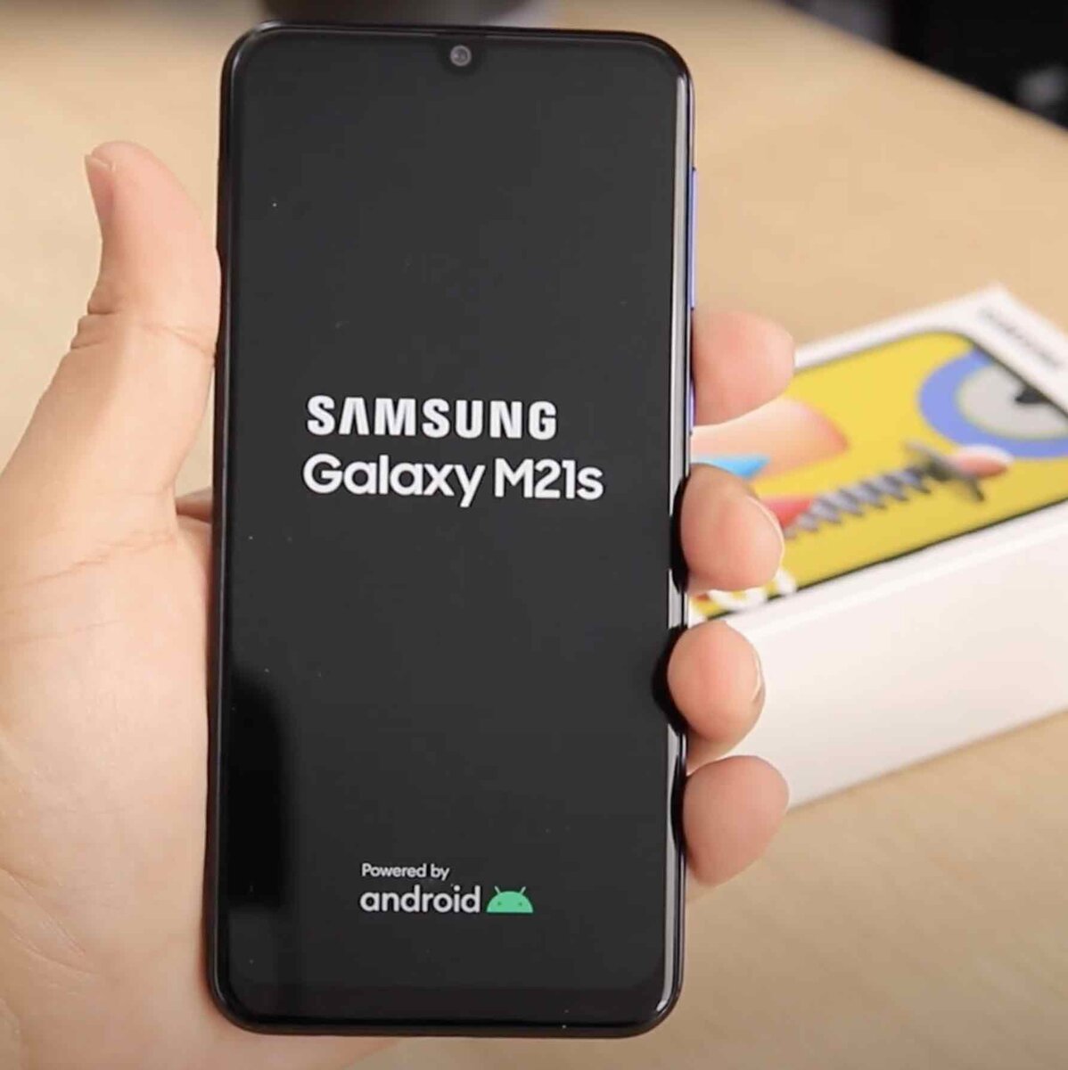 Насколько успешно обновление бюджетного Galaxy M21 - M21s | За три моря с  тремя гаджетами | Дзен