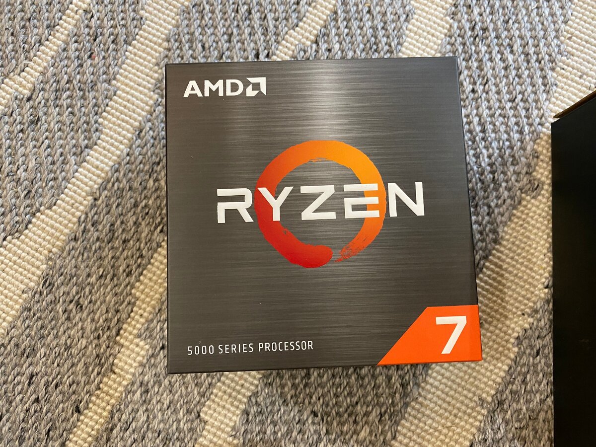 Новенький Ryzen 7 5800x