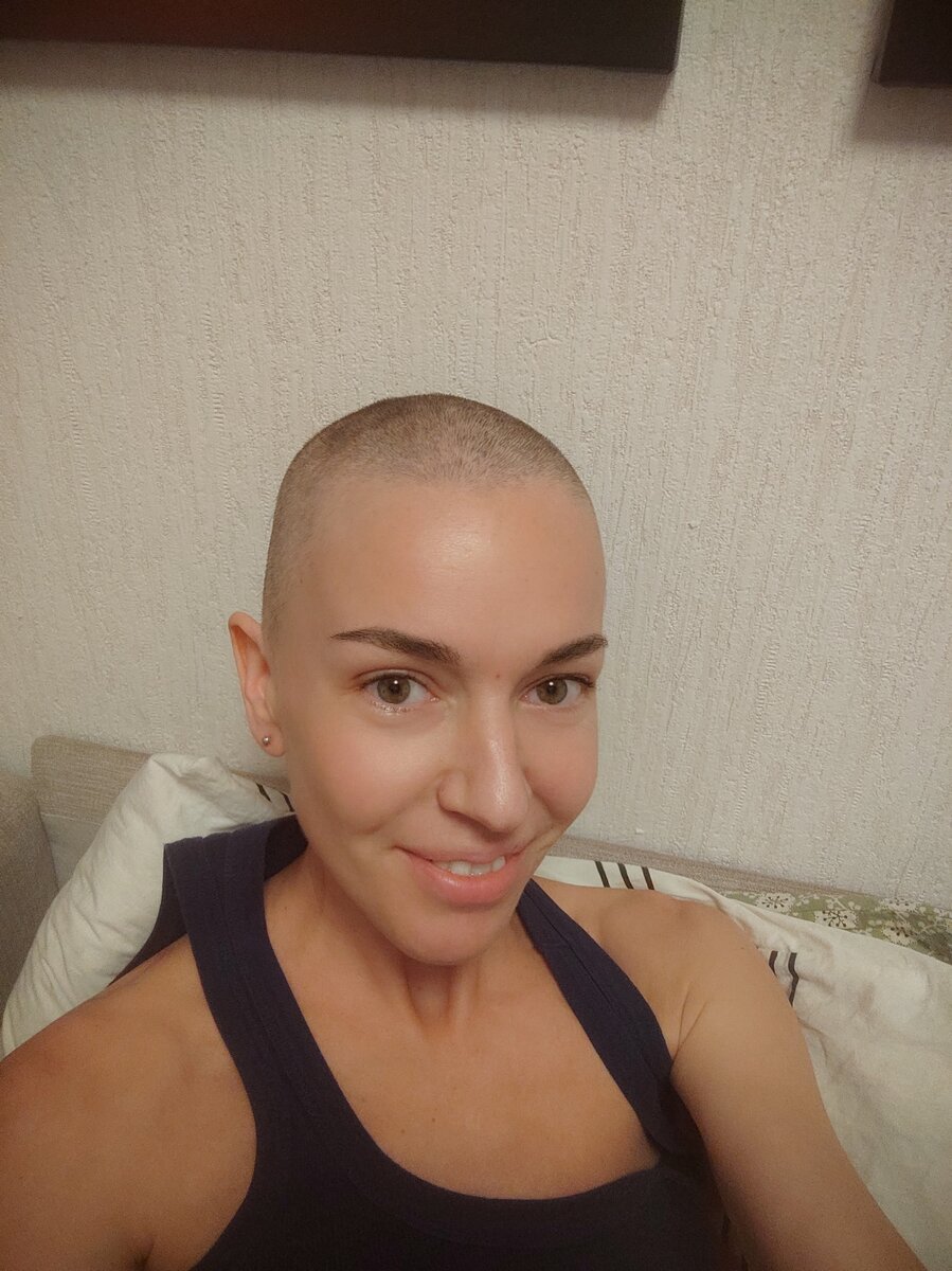 Новая стрижка, говорят мне идёт)