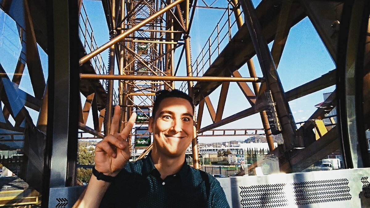 А это я. Приятно познакомиться!