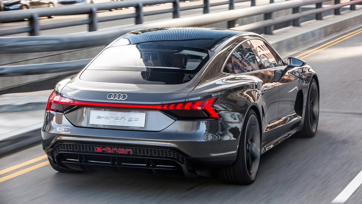 Audi RSQ E tron